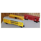 3 Lionel cattle cars