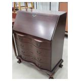 Mahogany Governor Winthrop desk with claw and