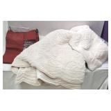 nice Queen sheet set with queen size quilt and