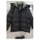 Size XL black winter coat with gloves