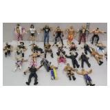 Vintage wrestler figures including hulk Hogan