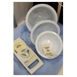 Pampered chef ultimate slice and grate and bowls