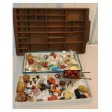 Type tray with two boxes of miniatures