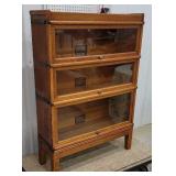 Nice Globe wernicke oak stacking book case