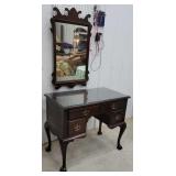 Maddox Queen anne vanity with mirror & glass top