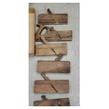 Box of molding planes including Auburn