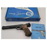 Smith and wesson model 78g .22 caliber co2 pistol