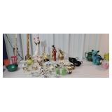 Box of China collectibles including pink Hull