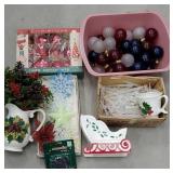 Box of vintage Christmas including large light