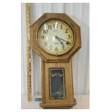 Elgin quartz run regulator clock