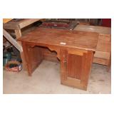 Primitive style desk