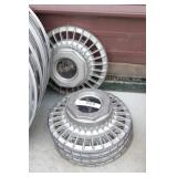 Lincoln Hubcaps - 74-76