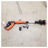 LST140 Black & Decker 40v line  trimmer w/ charger