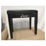 Donner Piano bench (hinge broken)