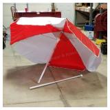 Lift patio umbrella-6.5X6 (red/white)