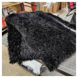Black shagged rug 5
