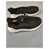 AKK *used Europian size 36 water shoe