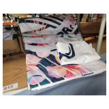 2 Portable camping table Y218060037 & 4) home deco