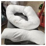 Queen Rose Body pillow