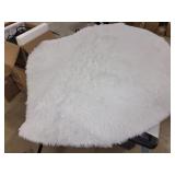 white circl. accent floor rug with non skid back 5