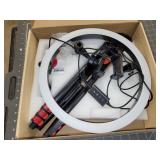 Neewer  Appr.12" ring light w/ stand
