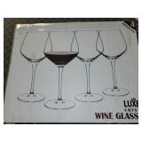 Luxbe Crystal wine glasses