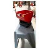 Earthway Ev-n-spred seed / fertilizer spreader `