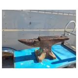 Anvil - Approx 165lbs 28" overall length