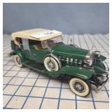 Danbury mint diecast 1932 Cadillac
