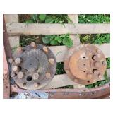2pc JD wheel hubs for replacement or axle duals