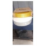 A4D3 2pc Cakebond Wedding cake stands silver/gold