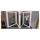A3-A3 1 4 panel pet gate free standing white/black