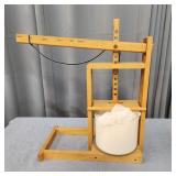 Byron A1-E2 1pc Cheese press 25