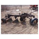 Gaines 1911 John Deere 3 -16 Trailer plow