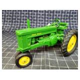 Byron7 1pc John Deere Model 60 Tractor Diecast JD