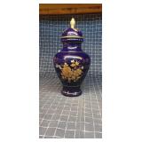 Byrom A3-D2 1pc ECht cook vase Blue and florual