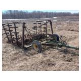 Gaines 1908 JOHN DEERE Hay rake