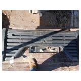 1 Stormberg, Dodge tailgate