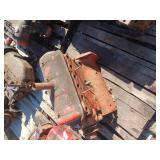 1 Allis Chalmers B motor