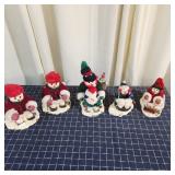 I2 5pc christmas Decor set of skiing and sleddin