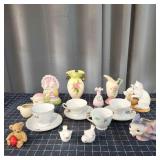 F2 14pc Tea cups & saucers, Vases, Vases, figurine