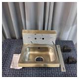 T2 advance Tabco Sink 17inch wide aluminum