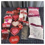 J2 10pc+ Valentines Day Crafts & Decor confetti