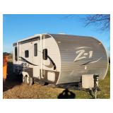 Travel Trailer 24FT. 2013 Crossroads RV Z1 Tandem