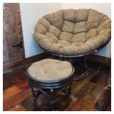 Byron - Papasan Reading lounge 44" With foot stool
