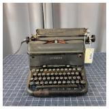 Q3 Typewriter LC Smith Super-Speed