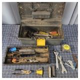 T4 30+Pc Feeler gauges Tool box Wrenches tape meas