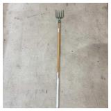 T3 Gigger frog Spear