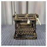R3 Typewriter Remmington No. 7