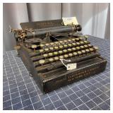 R3 Typewriter Royal Standard 1901